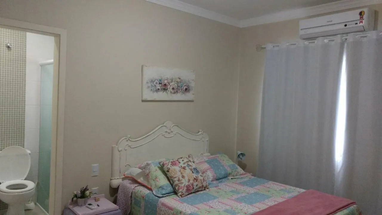 Apartamentos próximo à praia Bombinhas